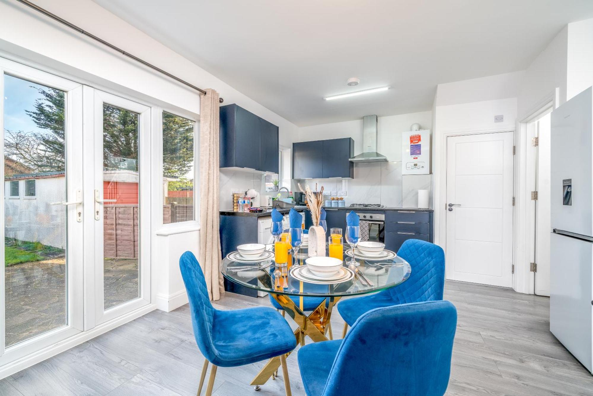 شقة Lux 3Bed Near Wembley With Parking By Oceana Group - Sleeps 8 هارو المظهر الخارجي الصورة